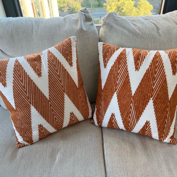 Other - Ashley’s Furniture Carlina Throw Pillows (Set of 2)